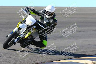 media/Jan-09-2022-SoCal Trackdays (Sun) [[2b1fec8404]]/Bowl (1015am)/